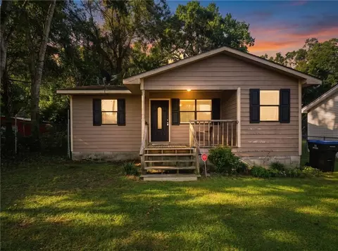 Exterior - 511 W Lee St, Chickasaw, AL 36611 photo 1 of 6