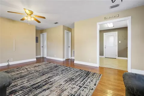 Living - 511 W Lee St, Chickasaw, AL 36611 photo 2 of 3