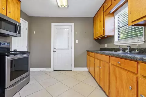 Other - 511 W Lee St, Chickasaw, AL 36611 photo 4 of 5
