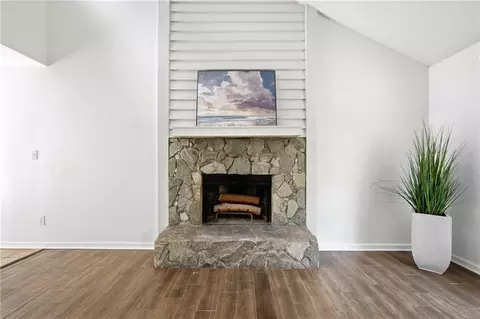 Living - 2863 Cottage Glenn Dr E, Mobile, AL 36695 photo 5 of 6