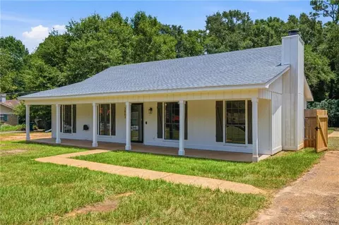 Exterior - 2863 Cottage Glenn Dr E, Mobile, AL 36695 photo 3 of 6
