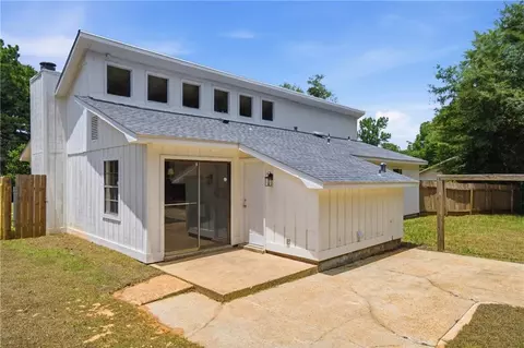 Exterior - 2863 Cottage Glenn Dr E, Mobile, AL 36695 photo 5 of 6