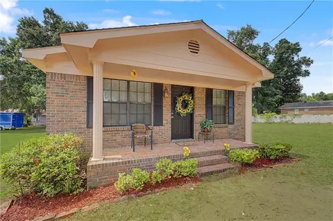 225 Celeste Rd, Saraland, AL 36571