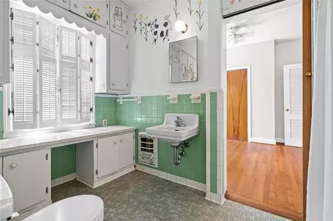 Bath - 3 Mcalpine Dr, Mobile, AL 36608 photo 2 of 3