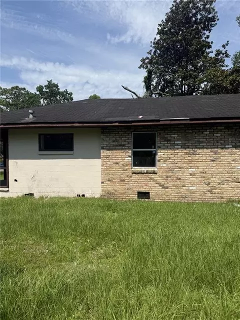 Exterior - 3232 Morgan Rd, Mobile, AL 36605 photo 2 of 2