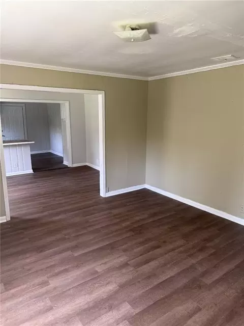 Living - 3232 Morgan Rd, Mobile, AL 36605 photo 1 of 1