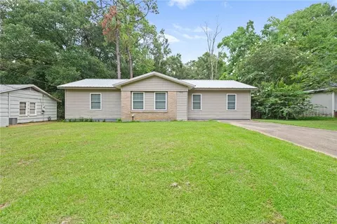 Exterior - 902 Memory Ln, Mobile, AL 36608 photo 6 of 7
