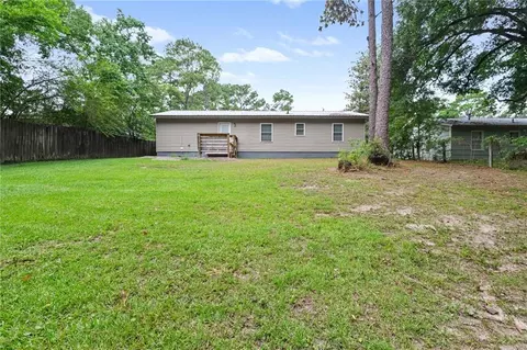Exterior - 902 Memory Ln, Mobile, AL 36608 photo 2 of 7