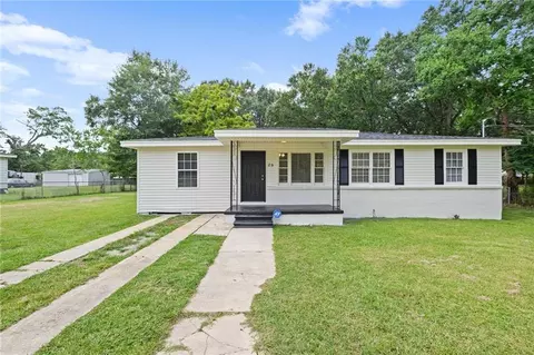 29 Melinda Dr, Saraland, AL 36571