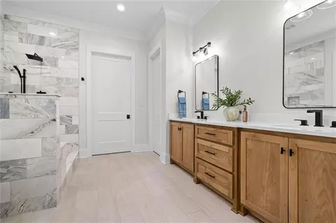 Bath - 11 Creax Rd, Axis, AL 36505 photo 1 of 5