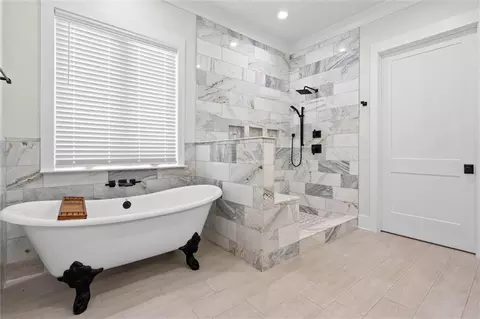 Bath - 11 Creax Rd, Axis, AL 36505 photo 2 of 5
