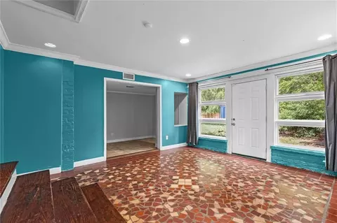 Living - 173 Hannon Ave, Mobile, AL 36604 photo 4 of 4