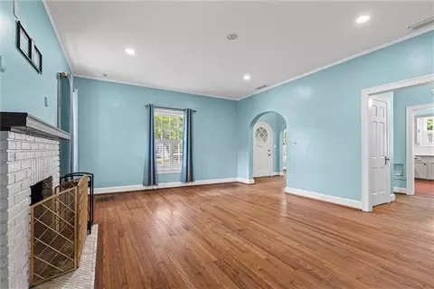 Living - 173 Hannon Ave, Mobile, AL 36604 photo 1 of 4