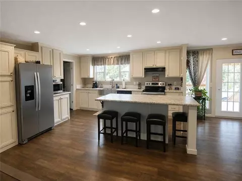 Kitchen - 2346 Repoll Rd, Mobile, AL 36695 photo 1 of 2