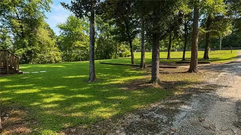 Exterior - 2346 Repoll Rd, Mobile, AL 36695 photo 2 of 4