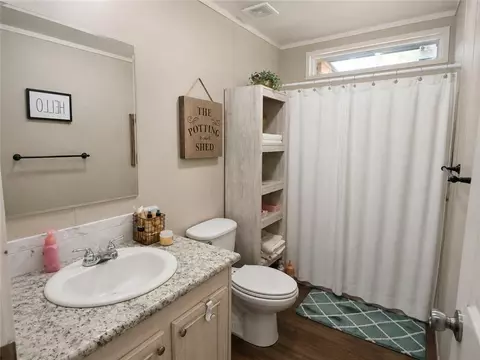 Bath - 2346 Repoll Rd, Mobile, AL 36695 photo 2 of 2