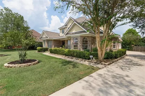 Exterior - 11071 Elysian Cir, Daphne, AL 36526 photo 7 of 8