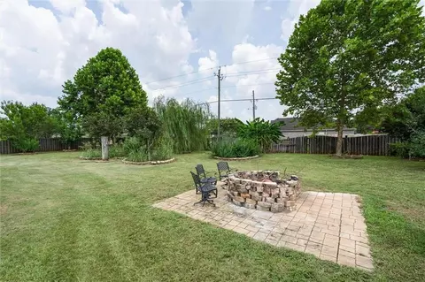Exterior - 11071 Elysian Cir, Daphne, AL 36526 photo 5 of 8