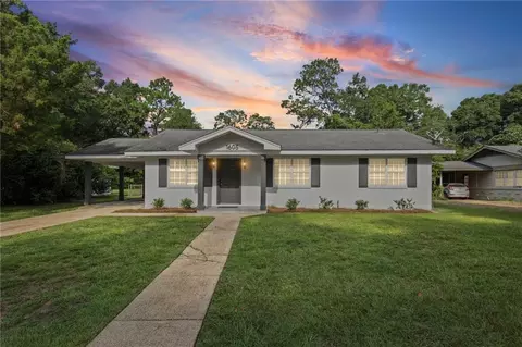 1605 Woodley Rd, Mobile, AL 36618