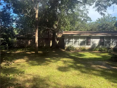 Exterior - 2228 Vaughan Dr E, Mobile, AL 36605 photo 1 of 3