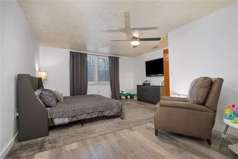 Bedroom - 101 Overhill Rd, Mobile, AL 36608 photo 1 of 8
