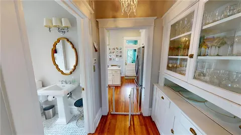 Entry Way - 16 N Reed Ave, Mobile, AL 36604 photo 2 of 4