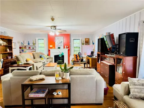 Living - 2751 Longleaf Dr, Mobile, AL 36693 photo 4 of 9