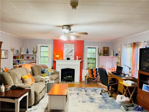 Living - 2751 Longleaf Dr, Mobile, AL 36693 photo 7 of 9