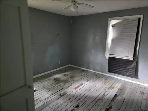 Bedroom - 2069 Holmes Dr, Mobile, AL 36605 photo 3 of 3