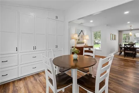 Dining - 3908 Pembrocke Ave, Mobile, AL 36608 photo 2 of 2