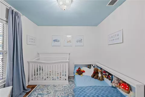 Bedroom - 3908 Pembrocke Ave, Mobile, AL 36608 photo 5 of 7