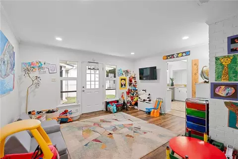 Other - 3908 Pembrocke Ave, Mobile, AL 36608 photo 8 of 12