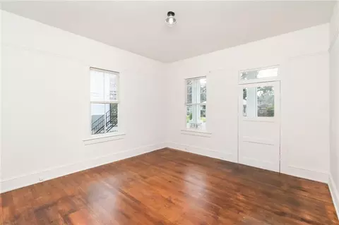 Living - 10 Reed Ave S, Mobile, AL 36604 photo 2 of 5
