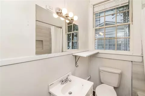 Bath - 10 Reed Ave S, Mobile, AL 36604 photo 1 of 4