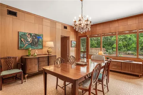 Dining - 104 Beverly Ct, Mobile, AL 36604 photo 4 of 4