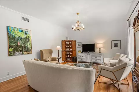 Living - 104 Beverly Ct, Mobile, AL 36604 photo 3 of 3