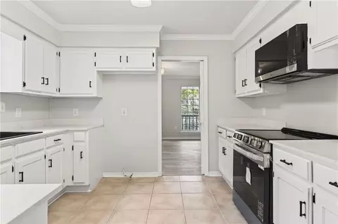 Kitchen - 3312 Dundee Ct, Mobile, AL 36695 photo 2 of 3
