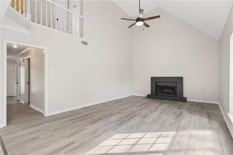 Living - 3312 Dundee Ct, Mobile, AL 36695 photo 4 of 6