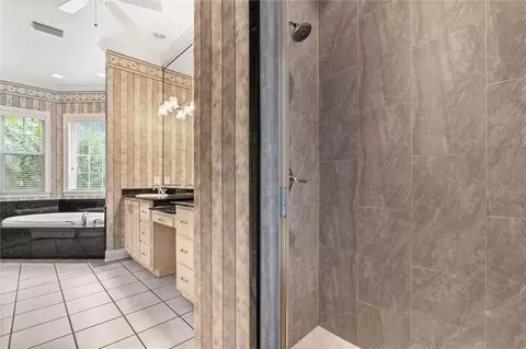 Bath - 7596 Willow Cir, Mobile, AL 36695 photo 1 of 6