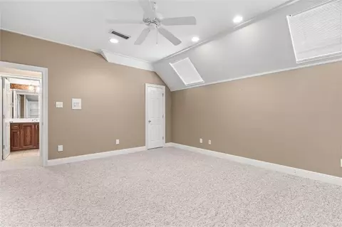 Bedroom - 7596 Willow Cir, Mobile, AL 36695 photo 5 of 5