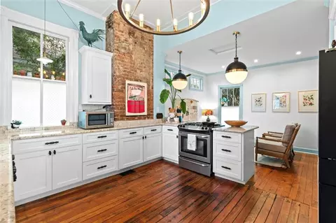 Kitchen - 73 Ann St S, Mobile, AL 36604 photo 4 of 4