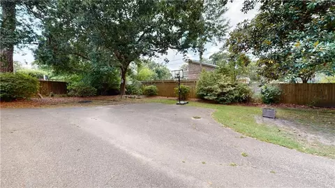 Exterior - 300 Bromley Pl, Mobile, AL 36606 photo 7 of 7