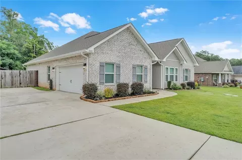 11404 Oak Alley Dr S, Grand Bay, AL 36541