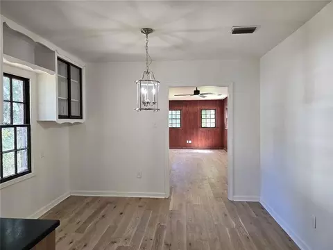 Living - 173 Dunn Ave, Mobile, AL 36606 photo 5 of 6