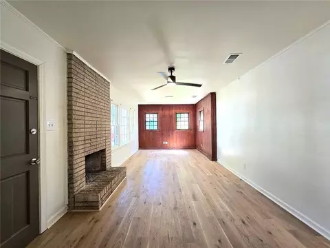 Living - 173 Dunn Ave, Mobile, AL 36606 photo 6 of 6