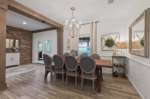 Dining - 10730 Tanner Williams Rd, Mobile, AL 36608 photo 2 of 2