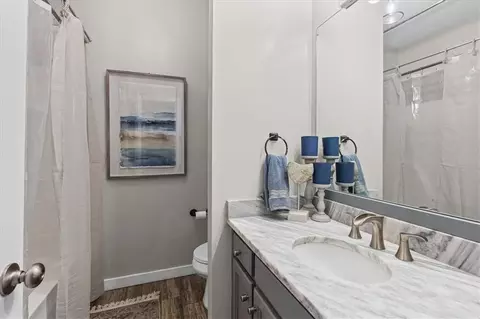 Bath - 10730 Tanner Williams Rd, Mobile, AL 36608 photo 2 of 2
