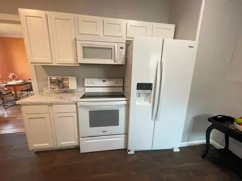 Kitchen - 116 Carlen St N, Mobile, AL 36607 photo 5 of 7