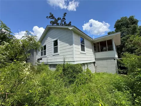 Exterior - 304 Pelham St, Chickasaw, AL 36611 photo 8 of 16
