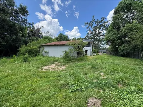 Exterior - 304 Pelham St, Chickasaw, AL 36611 photo 10 of 16